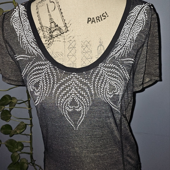 Lululemon shirt - Picture 2 of 7